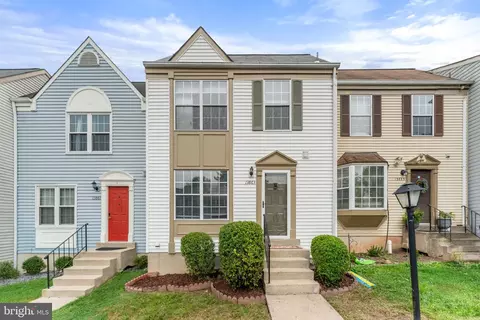 13863 Laura Ratcliff Ct, Centreville, VA 20121