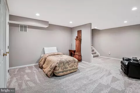 6800 Wild Rose Ct, Springfield, VA 22152 photo 36