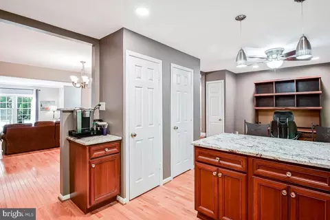 6800 Wild Rose Ct, Springfield, VA 22152 photo 17