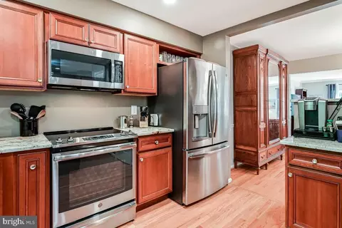 6800 Wild Rose Ct, Springfield, VA 22152 photo 18