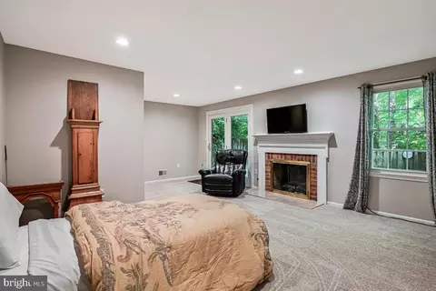 6800 Wild Rose Ct, Springfield, VA 22152 photo 37