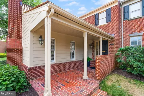 Exterior - 6655 Madison Mclean Dr, Mclean, VA 22101 photo 9 of 13