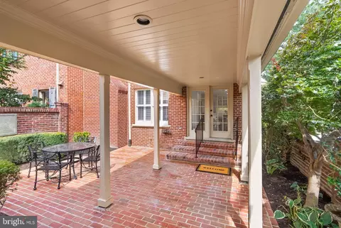 Exterior - 6655 Madison Mclean Dr, Mclean, VA 22101 photo 3 of 13
