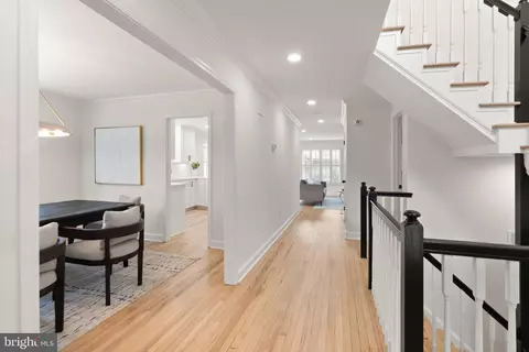 Entry Way - 6655 Madison Mclean Dr, Mclean, VA 22101 photo 5 of 12