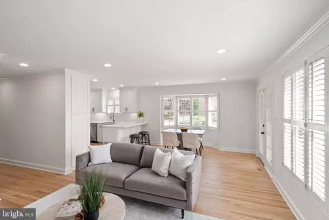 Living - 6655 Madison Mclean Dr, Mclean, VA 22101 photo 3 of 10