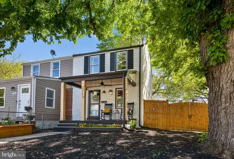 2723 Fort Dr, Alexandria, VA 22303
