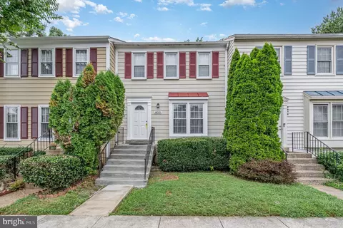 8010 Dayspring Ct, Springfield, VA 22153