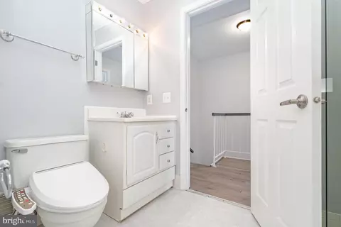 8010 Dayspring Ct, Springfield, VA 22153 photo 22