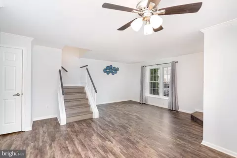 8010 Dayspring Ct, Springfield, VA 22153 photo 9