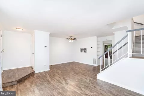8010 Dayspring Ct, Springfield, VA 22153 photo 8