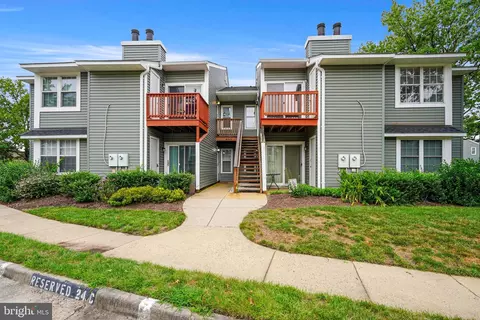 8624 D Beekman Pl #24D, Alexandria, VA 22309
