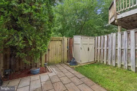 8482 Springfield Oaks Dr, Springfield, VA 22153 photo 26