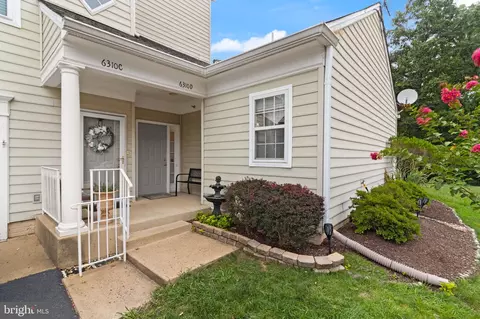 6310 Eagle Ridge Ln #20, Alexandria, VA 22312