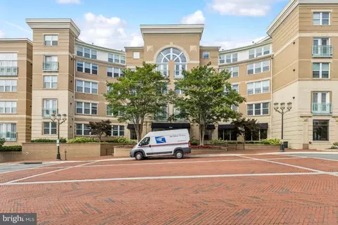 12000 Market St #152, Reston, VA 20190