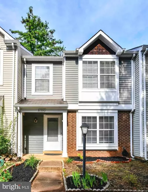 6104 Rocky Way Ct, Centreville, VA 20120