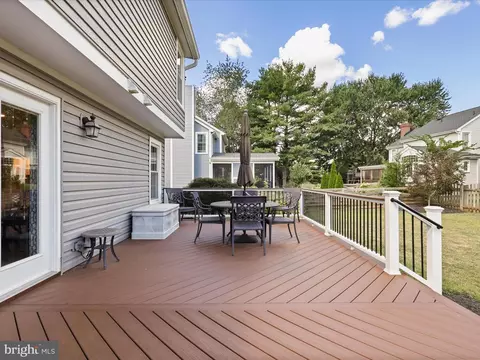 Exterior - 13250 Stone Heather, Herndon, VA 20171 photo 19 of 22