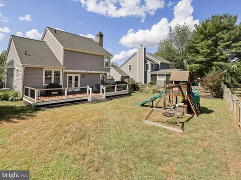 Exterior - 13250 Stone Heather, Herndon, VA 20171 photo 11 of 22
