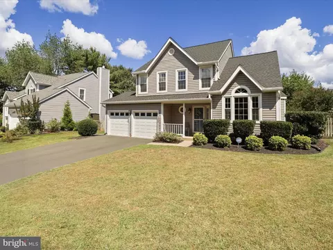 Exterior - 13250 Stone Heather, Herndon, VA 20171 photo 21 of 22