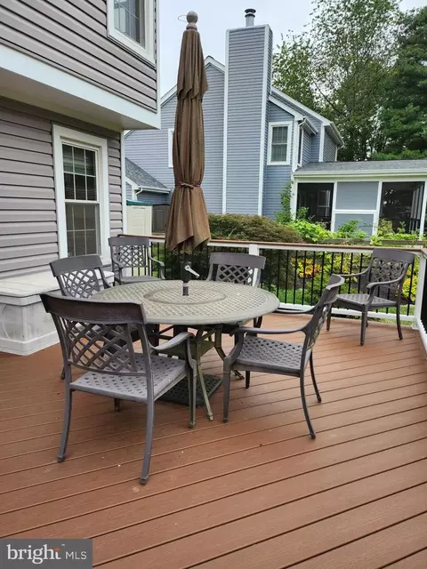 Exterior - 13250 Stone Heather, Herndon, VA 20171 photo 5 of 22