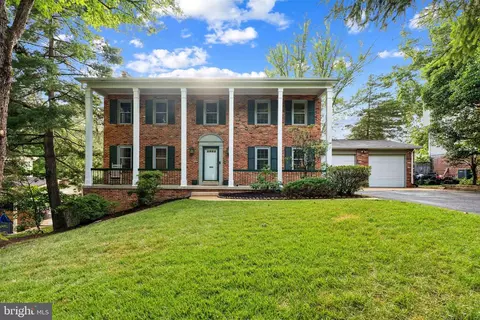 4606 Holborn Ave, Annandale, VA 22003