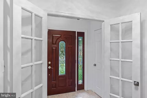 Entry Way - 1950 Weybridge Ln, Reston, VA 20191 photo 1 of 13