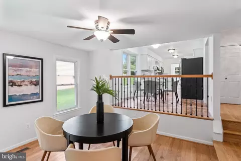 Dining - 1950 Weybridge Ln, Reston, VA 20191 photo 5 of 5