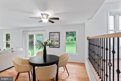 Dining - 1950 Weybridge Ln, Reston, VA 20191 photo 4 of 5