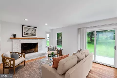 Living - 1950 Weybridge Ln, Reston, VA 20191 photo 2 of 5
