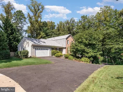 6505 Tiburon Ct, Springfield, VA 22152 photo 4