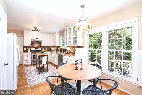 6505 Tiburon Ct, Springfield, VA 22152 photo 17