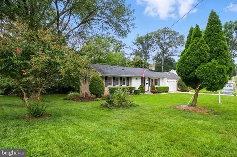 4217 Willow Woods Dr, Annandale, VA 22003