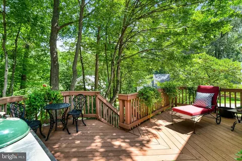 6815 Bluecurl Cir, Springfield, VA 22152 photo 41
