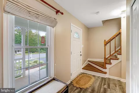 7704 Tower Woods Dr, Springfield, VA 22153 photo 5