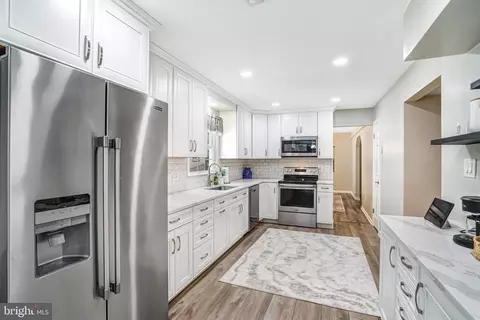 7704 Tower Woods Dr, Springfield, VA 22153 photo 16