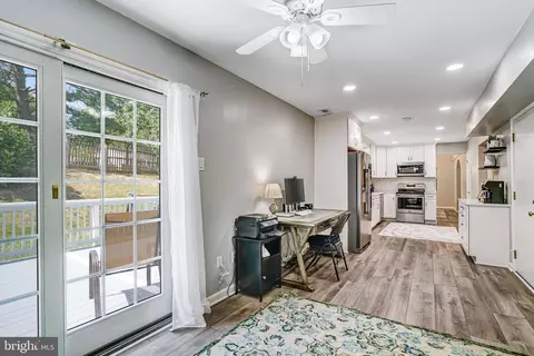 7704 Tower Woods Dr, Springfield, VA 22153 photo 19