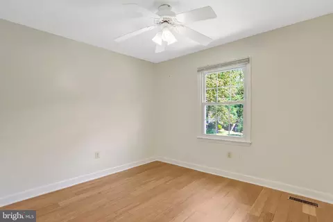 7206 Joshua Tree Ln, Springfield, VA 22152 photo 29