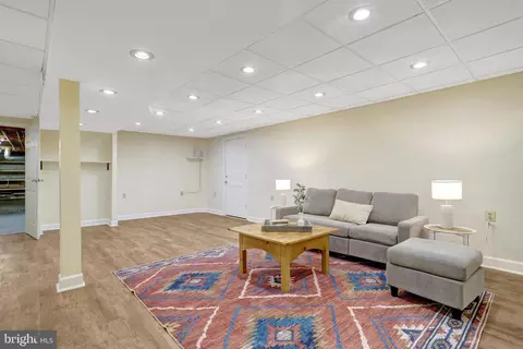 7206 Joshua Tree Ln, Springfield, VA 22152 photo 34
