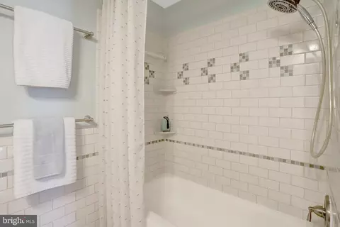 7206 Joshua Tree Ln, Springfield, VA 22152 photo 32