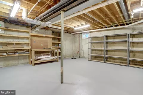 7206 Joshua Tree Ln, Springfield, VA 22152 photo 40