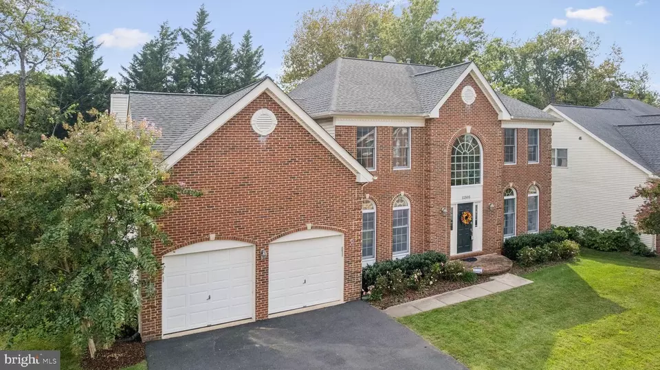Exterior - 12505 Ridgegate Dr, Herndon, VA 20170 photo 9 of 13