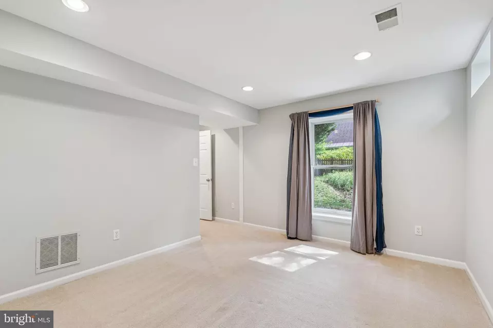 Other - 12505 Ridgegate Dr, Herndon, VA 20170 photo 17 of 18