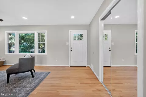 6705 Kenmont Pl, Springfield, VA 22152 photo 27