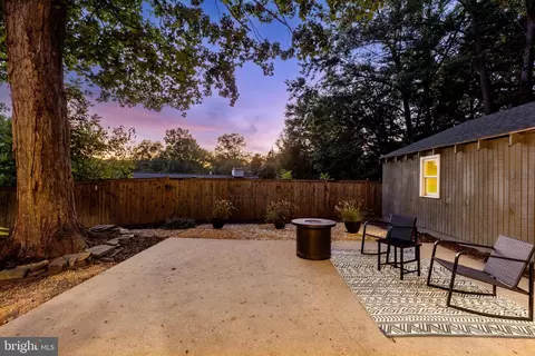 6705 Kenmont Pl, Springfield, VA 22152 photo 19