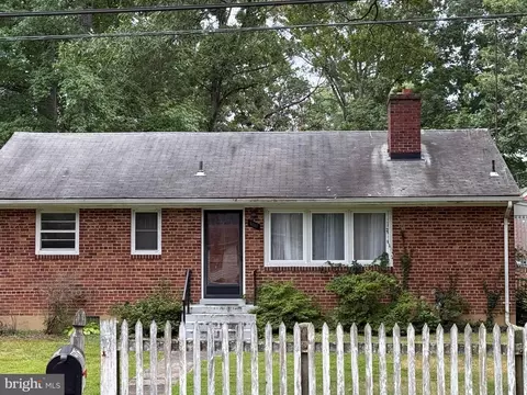 6817 Ridgeway Dr, Springfield, VA 22150 photo 5