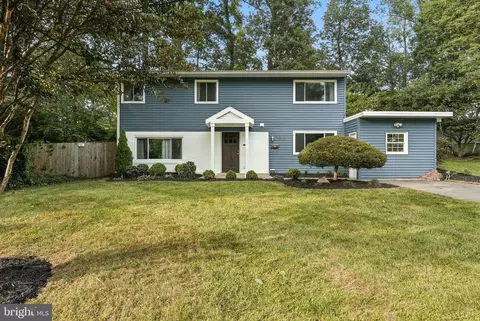 7312 Brad St, Falls Church, VA 22042