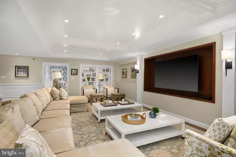 Other - 1111 Crest Ln, Mclean, VA 22101 photo 9 of 21