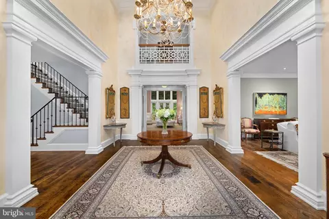 Entry Way - 1111 Crest Ln, Mclean, VA 22101 photo 1 of 7