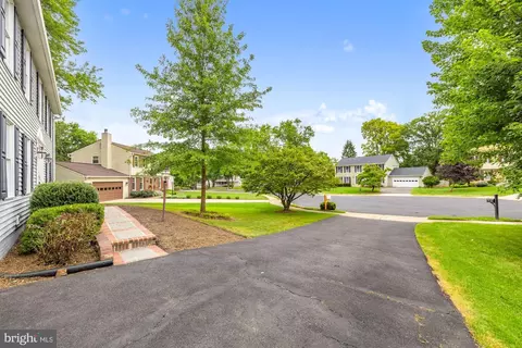 Exterior - 603 3rd St, Herndon, VA 20170 photo 19 of 19