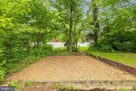 Other - 603 3rd St, Herndon, VA 20170 photo 23 of 26