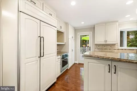 Kitchen - 603 3rd St, Herndon, VA 20170 photo 10 of 11